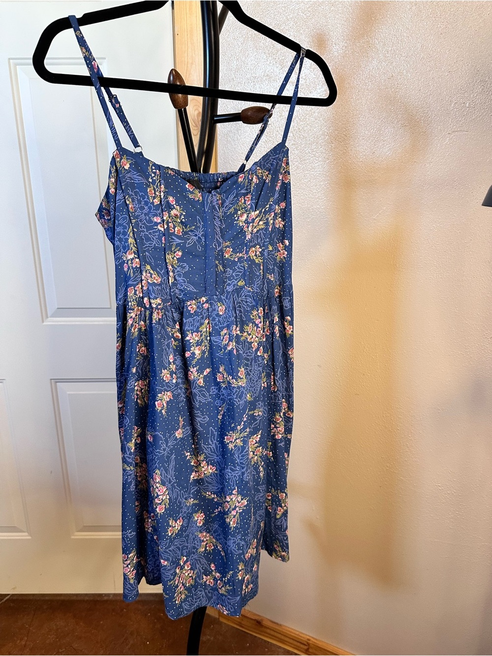 Angie Floral Spaghetti-Strap Sundress in blue Floral Women - Picture 2 of 7
